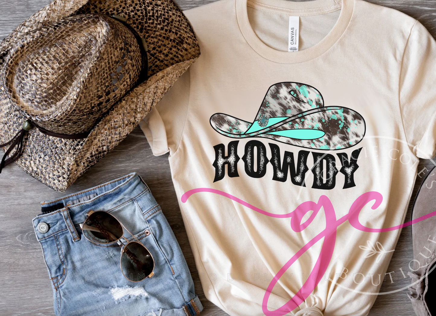 Howdy Graphic Tee