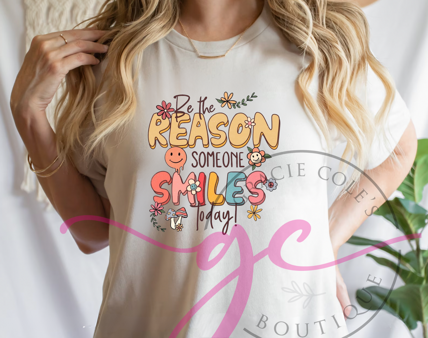 Be The Reason Someone Smiles Today Graphic Tee